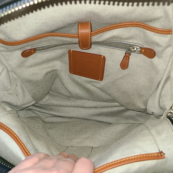 Mens COACH Back pack - Picture 2 of 3